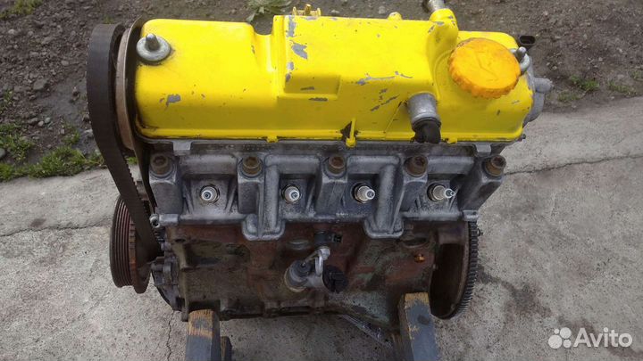 Продам двс ваз 2109 модель 2111