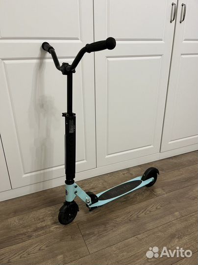 Самокат Micro Sprite Deluxe Мятный LED