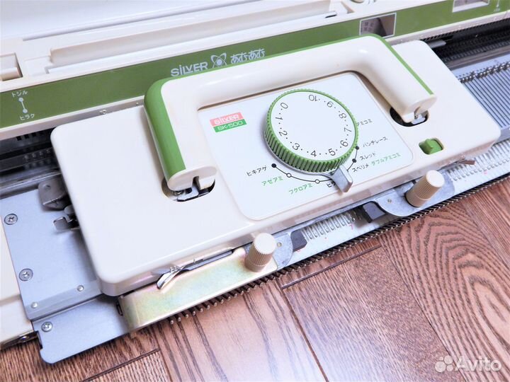 Silver Reed SK500 вязальная машина