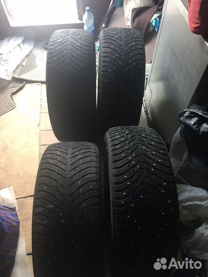Nokian Tyres Hakkapeliitta 8 225/55 R17 101T