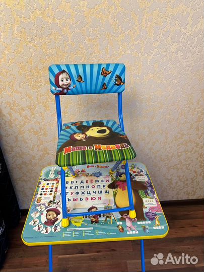Детский стол и стул
