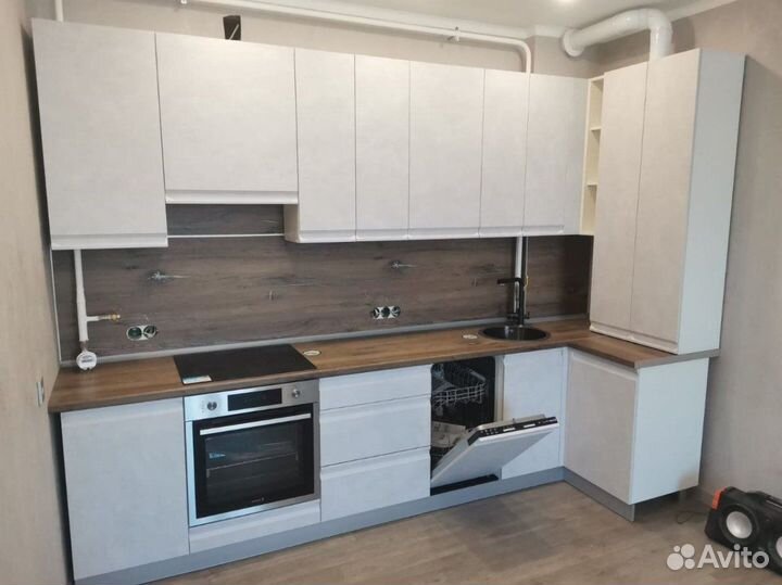 Кухня белая модульная новая