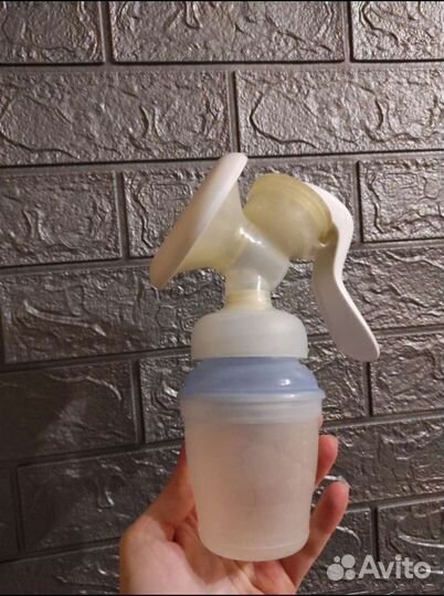 Молокоотсос avent и lovi ручной