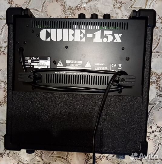 Процессорный комбоусилитель Roland Cube15X