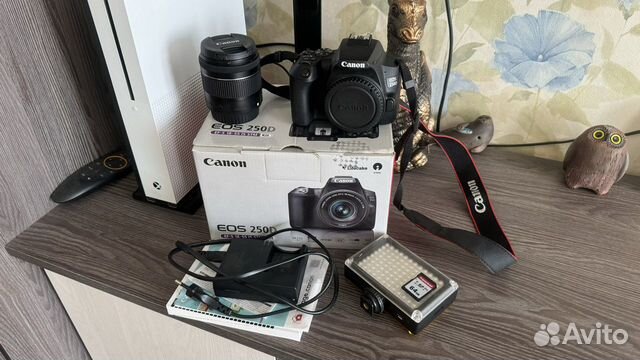 Canon eos250d