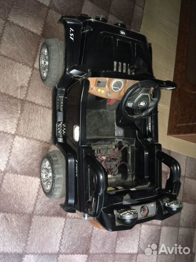 Детский электромобиль jeep