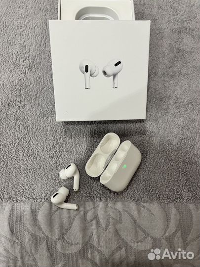 Беспроводные наушники Pods Pro с микрофоном