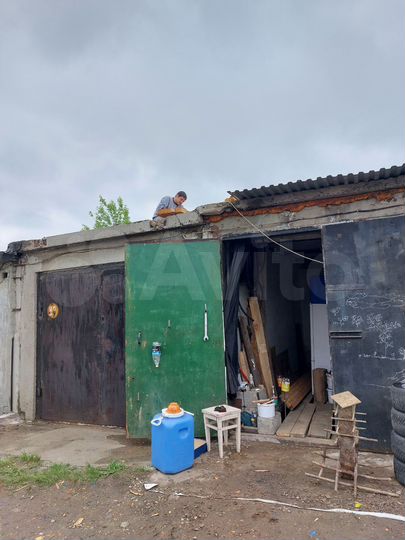 Гараж
