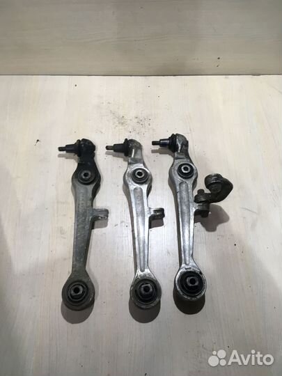 Рычаг передний нижний Ауди А8 D2