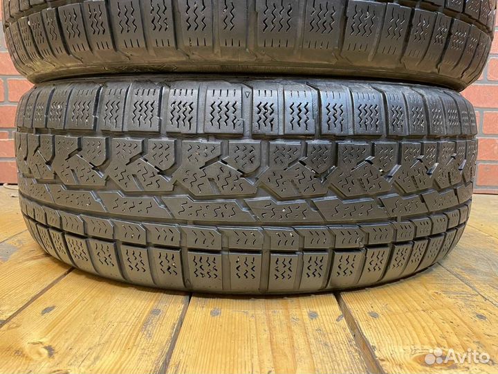 Kumho I'Zen RV Asymmetric 225/65 R17 106H