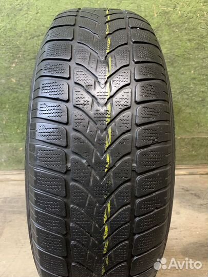 Dunlop SP Winter Sport 4D 215/70 R16 100T