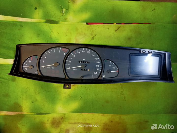 Перель приборов Opel Omega B 2.2 TDI