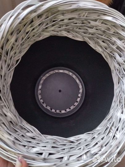 Кашпо из ротанга