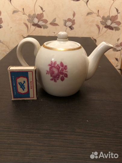 Тарелки фарфоровые Мини-чайник. Дулево, СССР