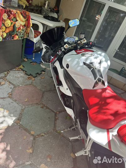 Yamaha YZF R6 Limited
