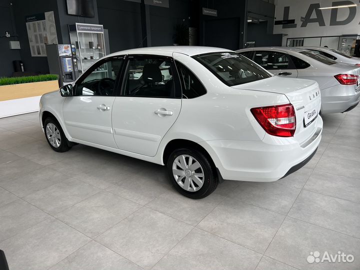 LADA Granta 1.6 МТ, 2023