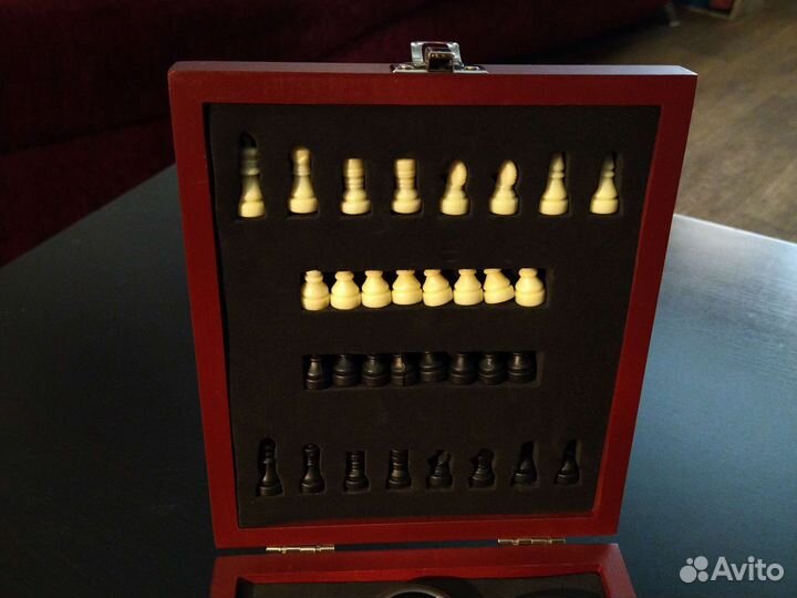 Винный набор - подарочный с шахматами