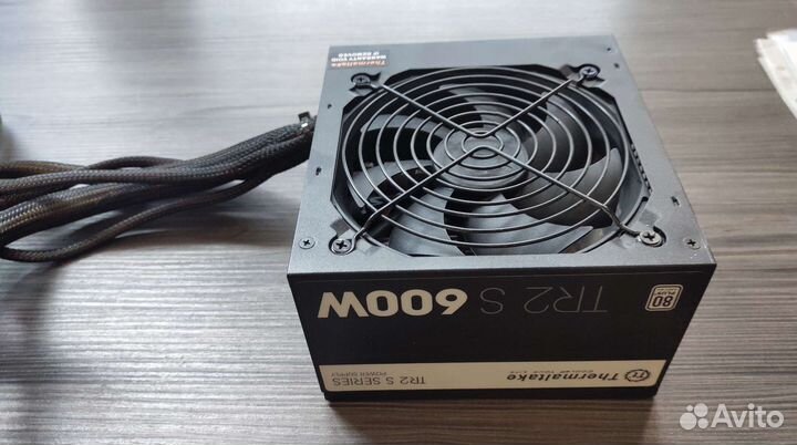 Блок питания thermaltake TR2S 600w