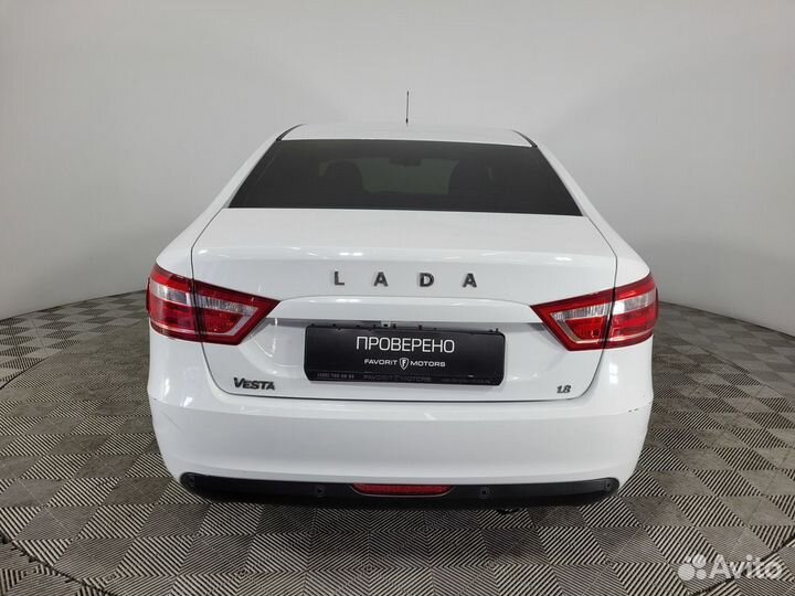 LADA Vesta 1.8 AMT, 2017, 108 077 км