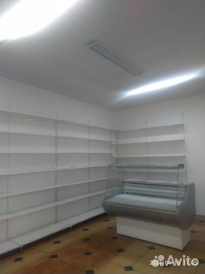Холодильная витрина бу