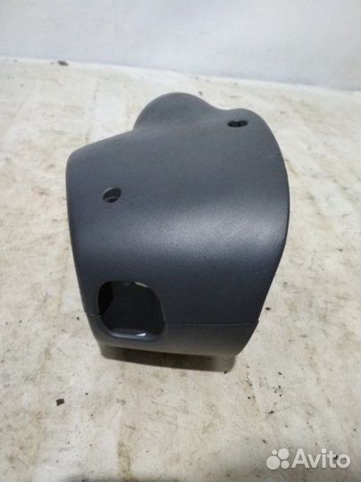 Пластик рулевой колонки передний Renault Megane 1