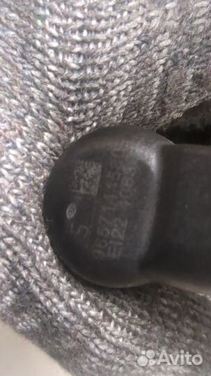 Форсунка топливная Ford Focus 2