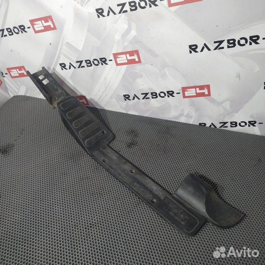 Накладка внутренняя на порог DAF XF 105 2008