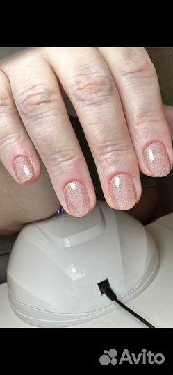 Модель на маникюр с покрытием гель лак