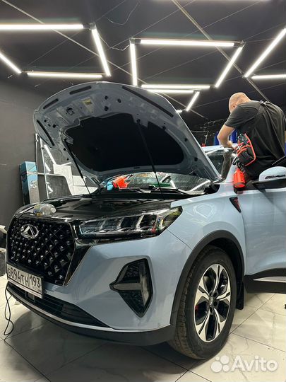 Оклейка авто антигравийной плёнкой, винил