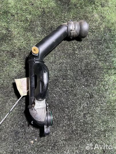 Патрубок интеркулера Peugeot 308 1.6