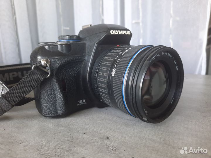 Olympus E-420
