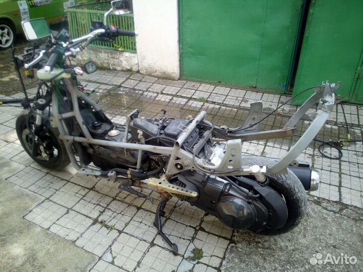 Макси скутер Сузуки Скай Вей 400 Тайпэс 2003