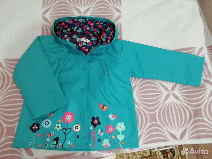 Ветровка для девочки