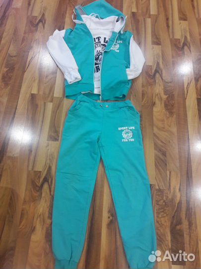 Спортивный костюм