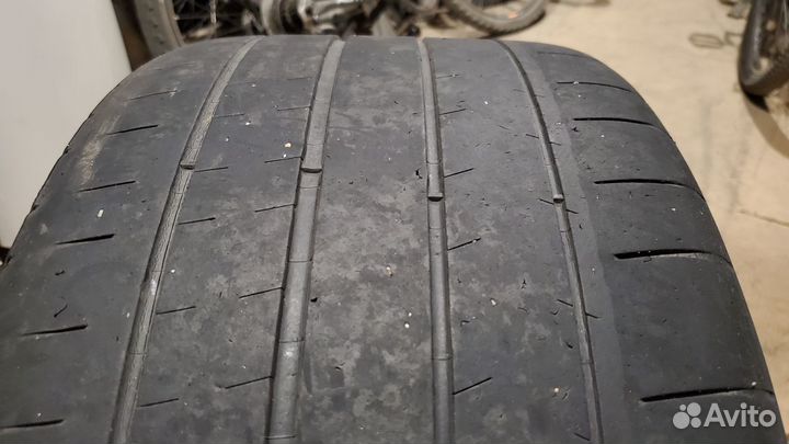 Michelin Pilot Super Sport 275/35 R19 100Y