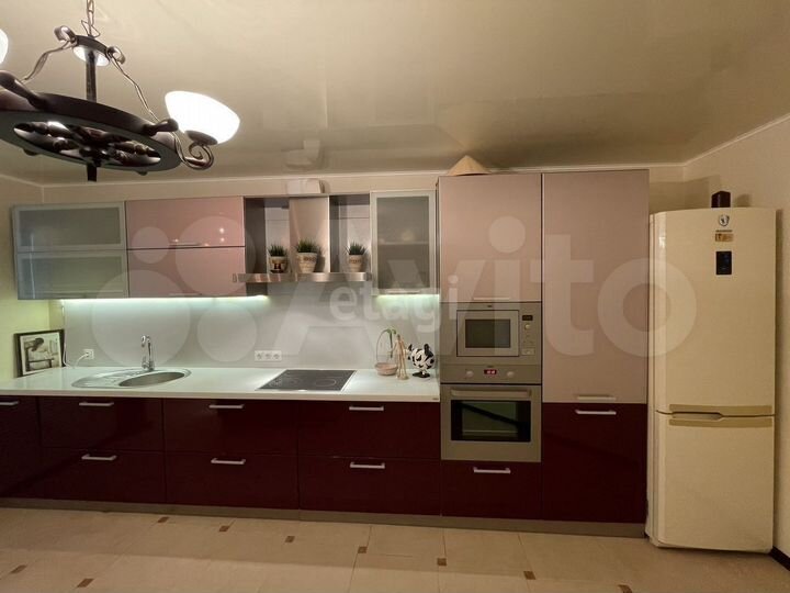 2-к. квартира, 95,9 м², 4/8 эт.