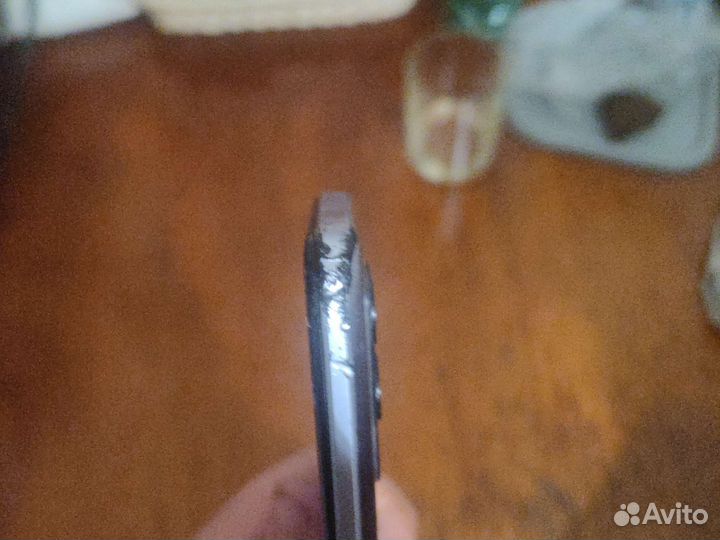 Телефон realme 8i