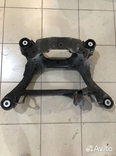 Подрамник Bmw 3 E46