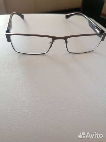 Очки для зрения женские - 2,5 и мужские - 1, 5