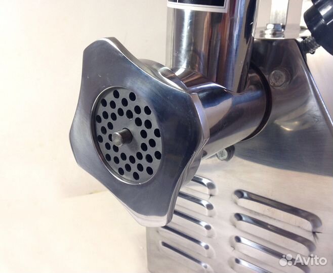 Мясорубка электрическая