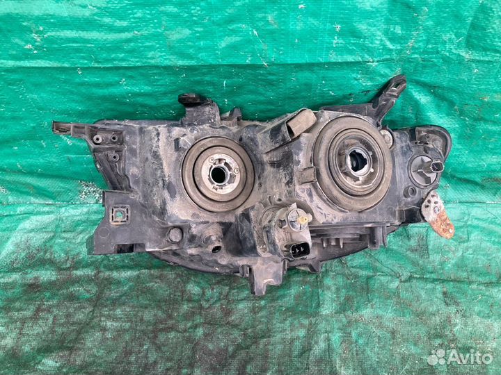 Фара правая Mitsubishi Pajero Sport KH 2 галоген