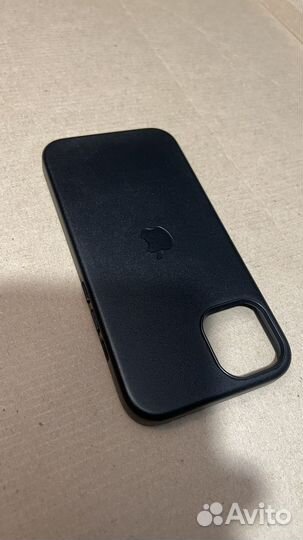 Кожанный чехол с MagSafe iPhone 13