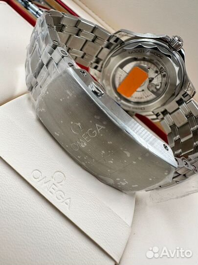 Часы Omega Seamaster Diver 300M Co-Axial Master