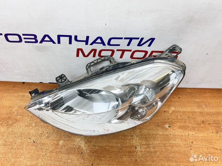 Peugeot Partner 2 B9 Фара передняя левая 08-12 гг