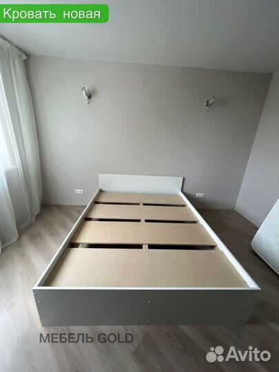 Кровать