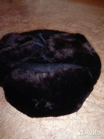 Мужская шапка из овчины р. 56