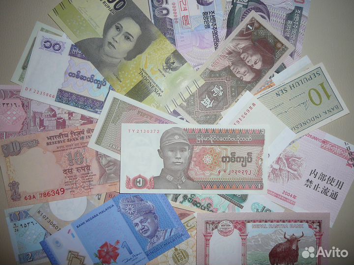 Лот №6. Азия. 25 бон. Пресс. UNC