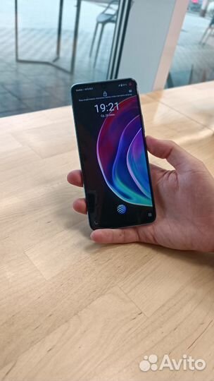 vivo V21, 8/256 ГБ