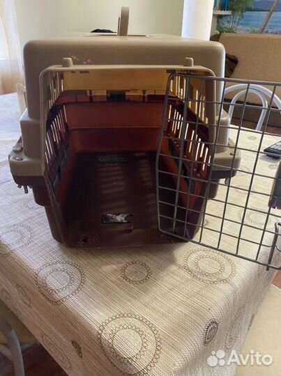 Переноска для кошек и собак