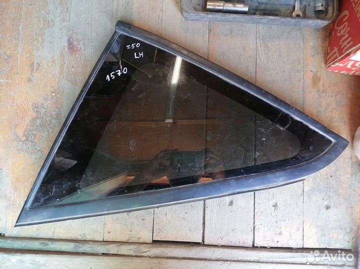 Murano Z50 Левая Форточка кузова багажника Мурано